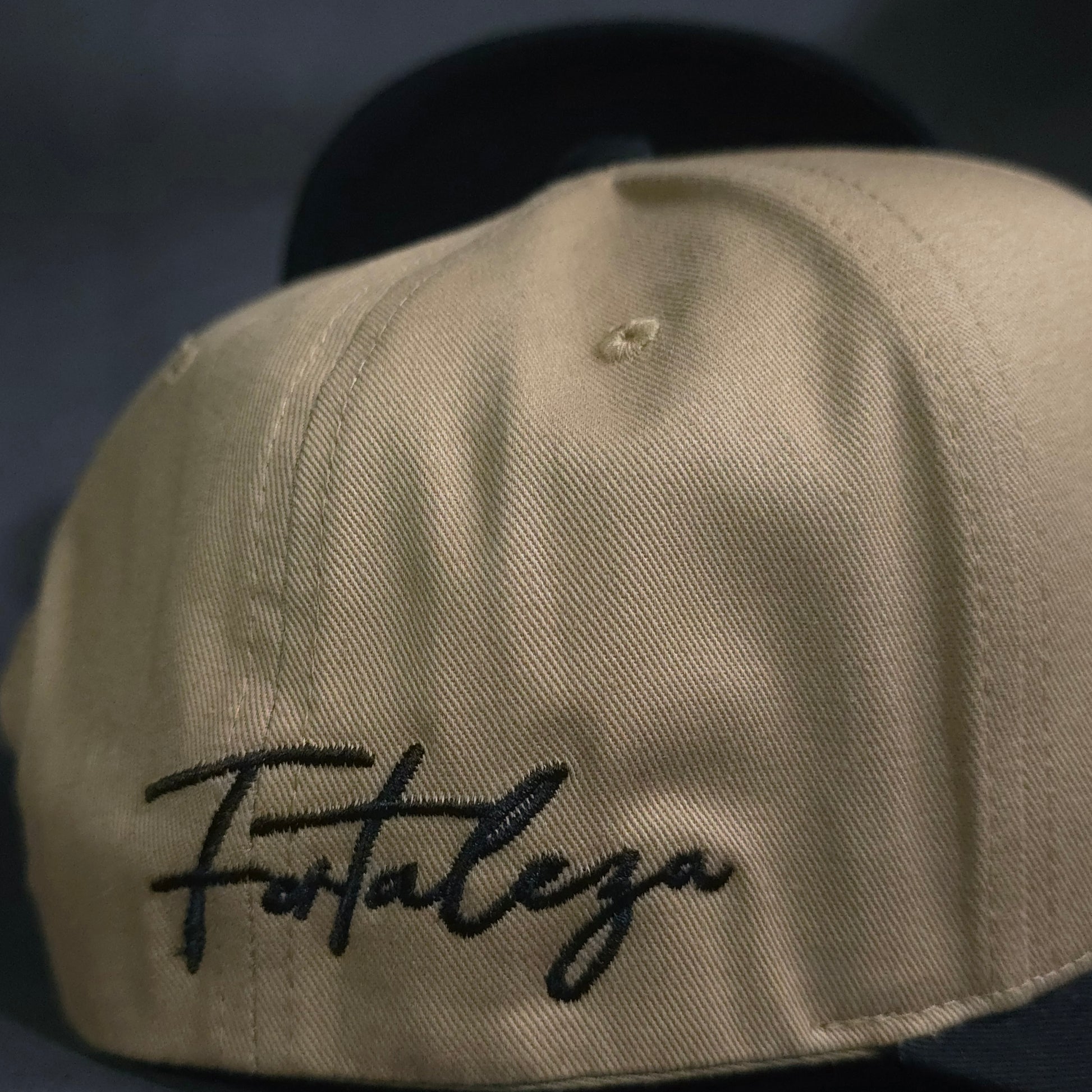 Gorra Fé + Fortaleza KzGCaps